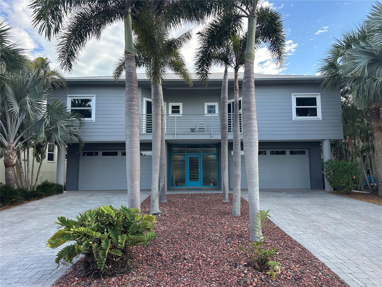 114 13TH ST, BELLEAIR BEACH, FL, 33786