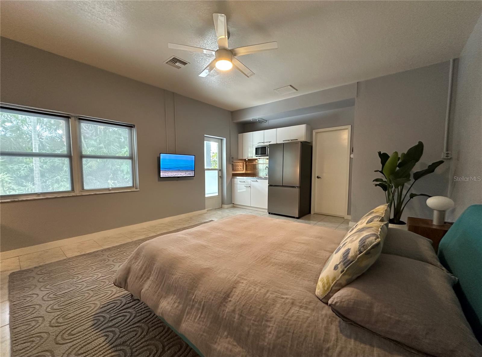 114 13TH ST, BELLEAIR BEACH, FL, 33786