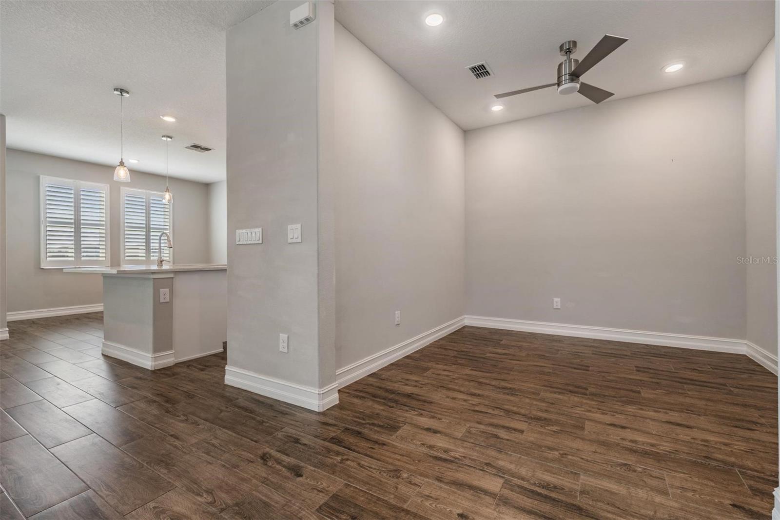 4830 ISOLA CT, WESLEY CHAPEL, FL, 33543