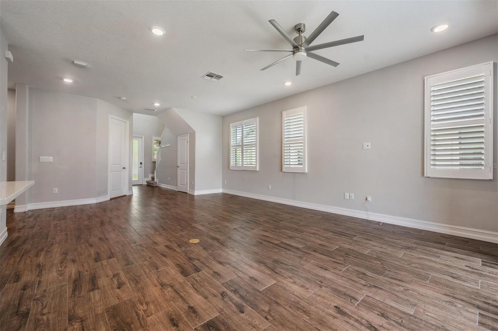 4830 ISOLA CT, WESLEY CHAPEL, FL, 33543