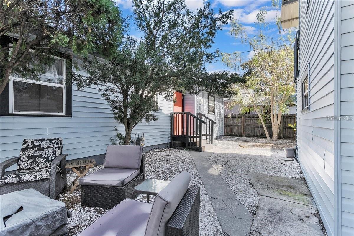 828 22ND AVE N #1/2, ST PETERSBURG, FL, 33704