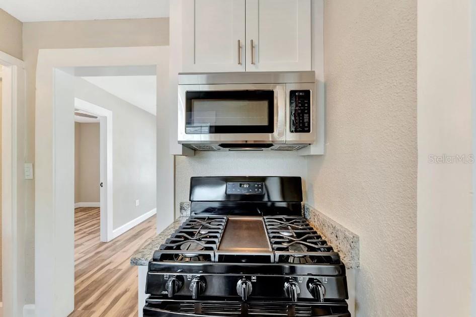 828 22ND AVE N #1/2, ST PETERSBURG, FL, 33704