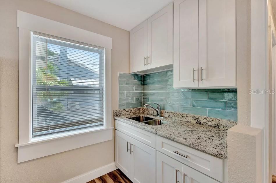 828 22ND AVE N #1/2, ST PETERSBURG, FL, 33704