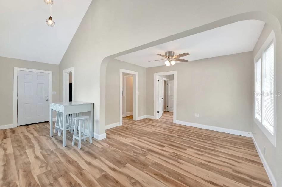 828 22ND AVE N #1/2, ST PETERSBURG, FL, 33704