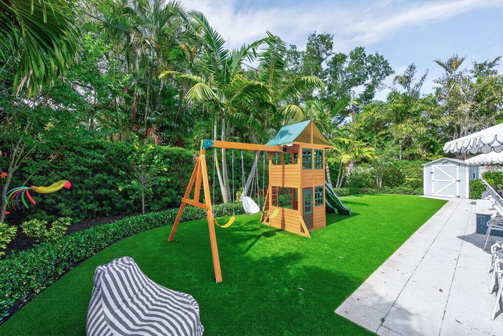 140 MIRAMAR BLVD NE, ST PETERSBURG, FL, 33704