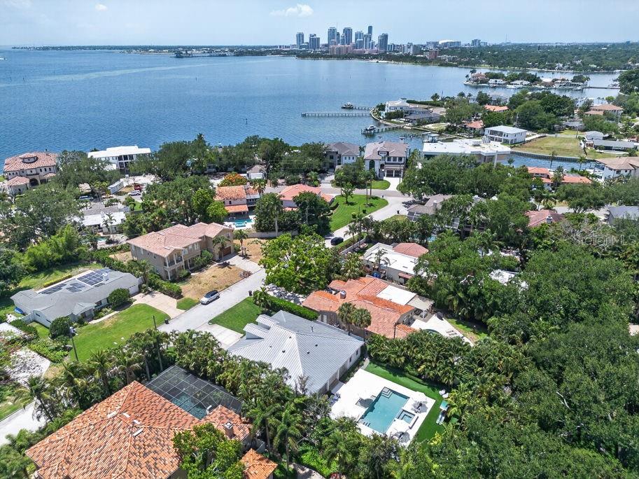 140 MIRAMAR BLVD NE, ST PETERSBURG, FL, 33704