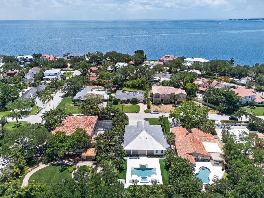 140 MIRAMAR BLVD NE, ST PETERSBURG, FL, 33704