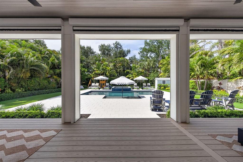 140 MIRAMAR BLVD NE, ST PETERSBURG, FL, 33704