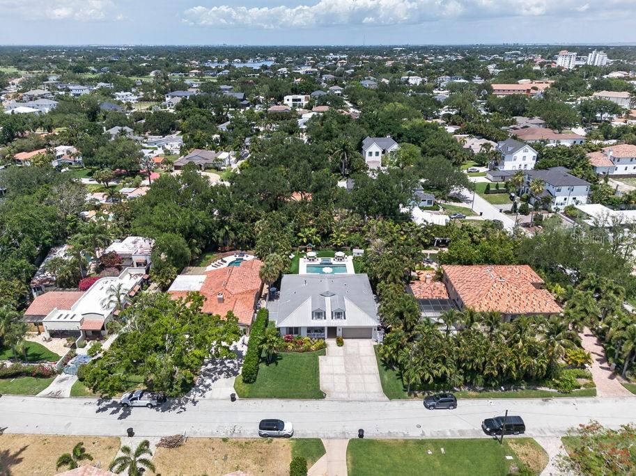 140 MIRAMAR BLVD NE, ST PETERSBURG, FL, 33704