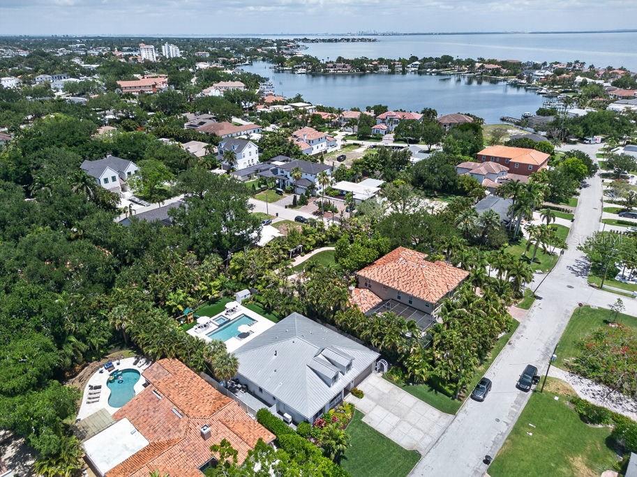 140 MIRAMAR BLVD NE, ST PETERSBURG, FL, 33704