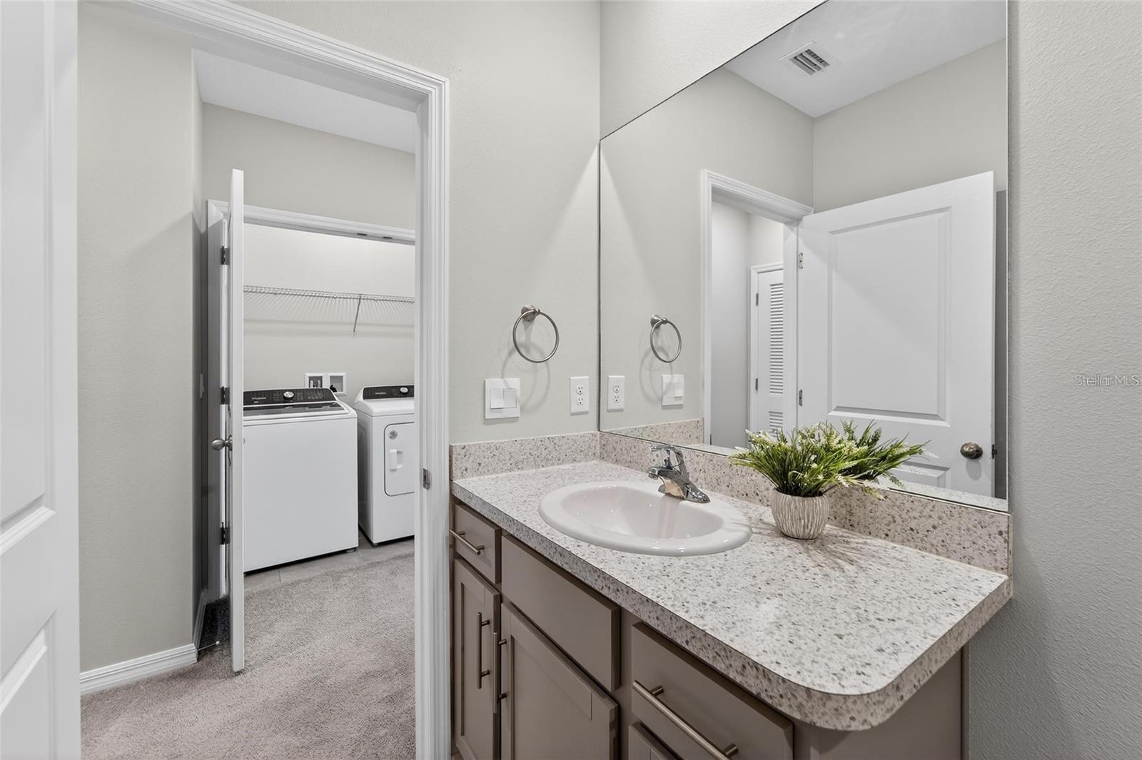 188 MANGROVE SHADE CIR, APOLLO BEACH, FL, 33572