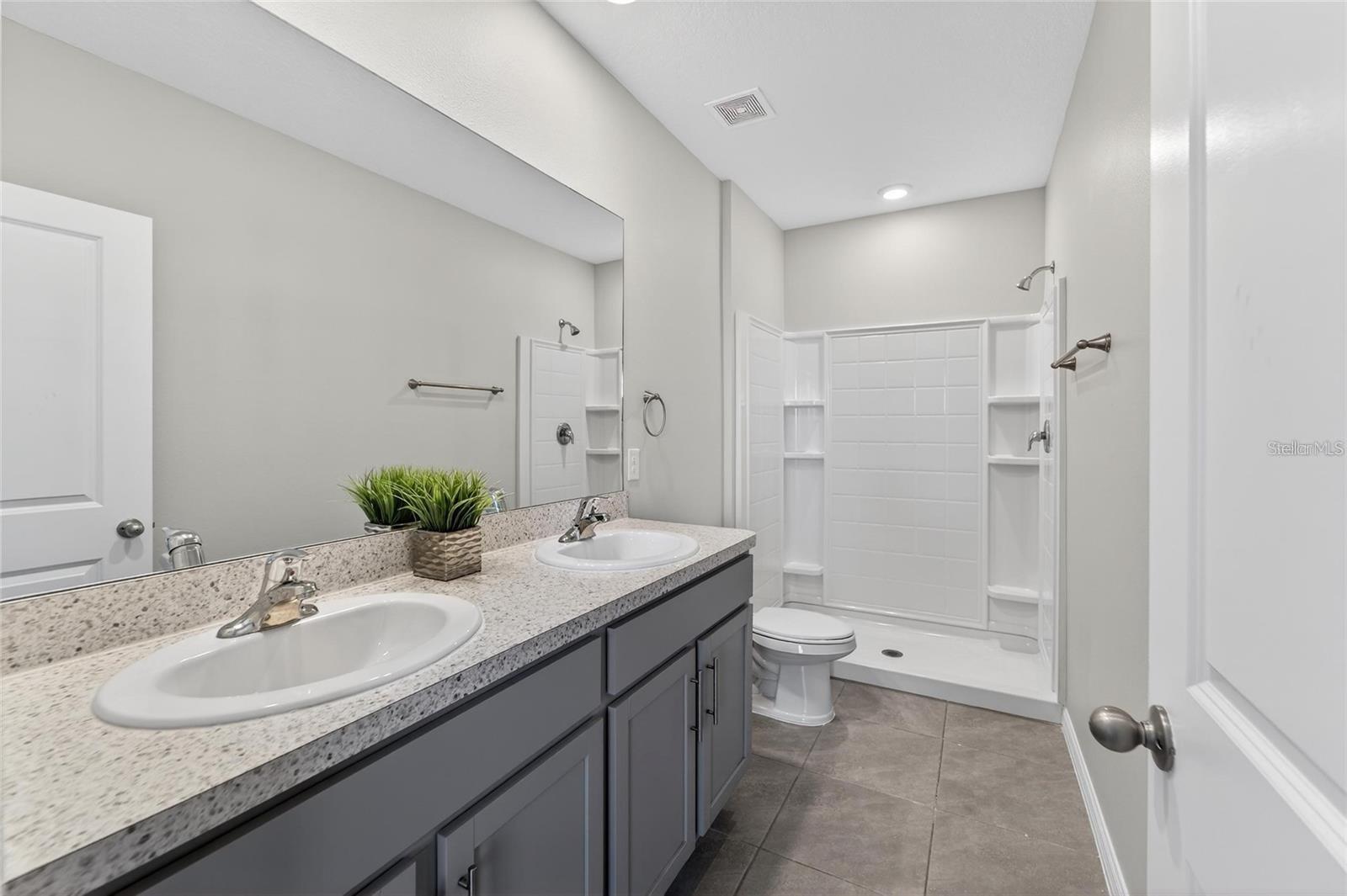 188 MANGROVE SHADE CIR, APOLLO BEACH, FL, 33572