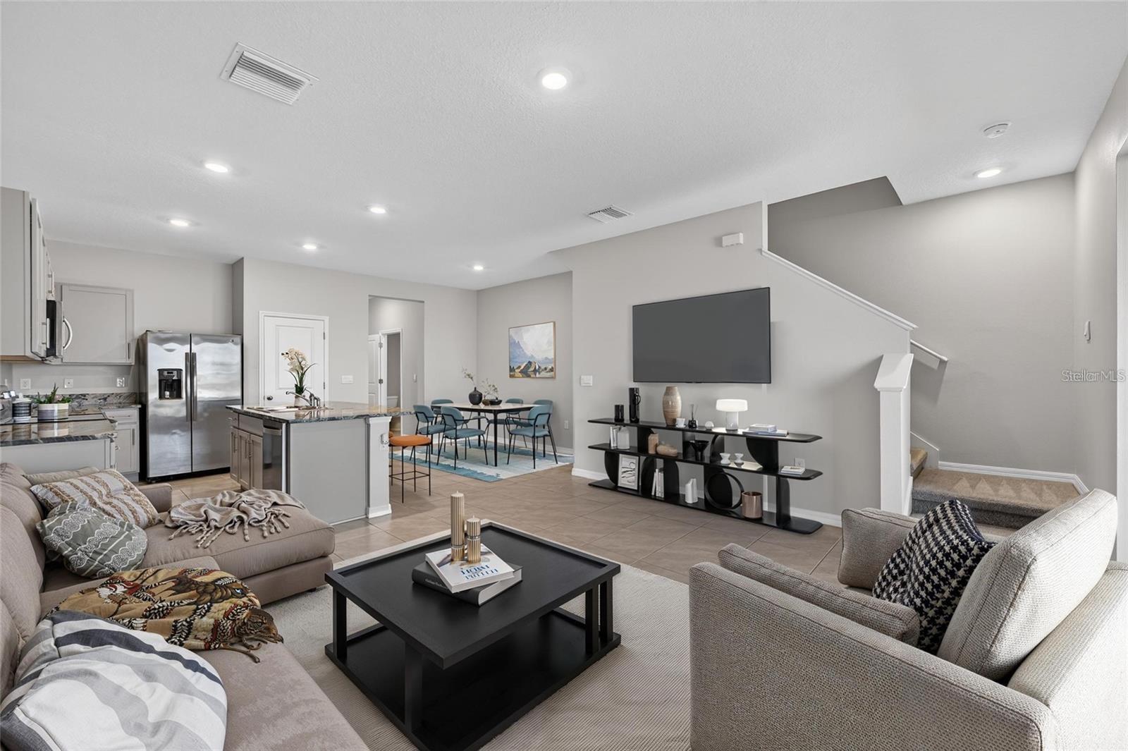 188 MANGROVE SHADE CIR, APOLLO BEACH, FL, 33572