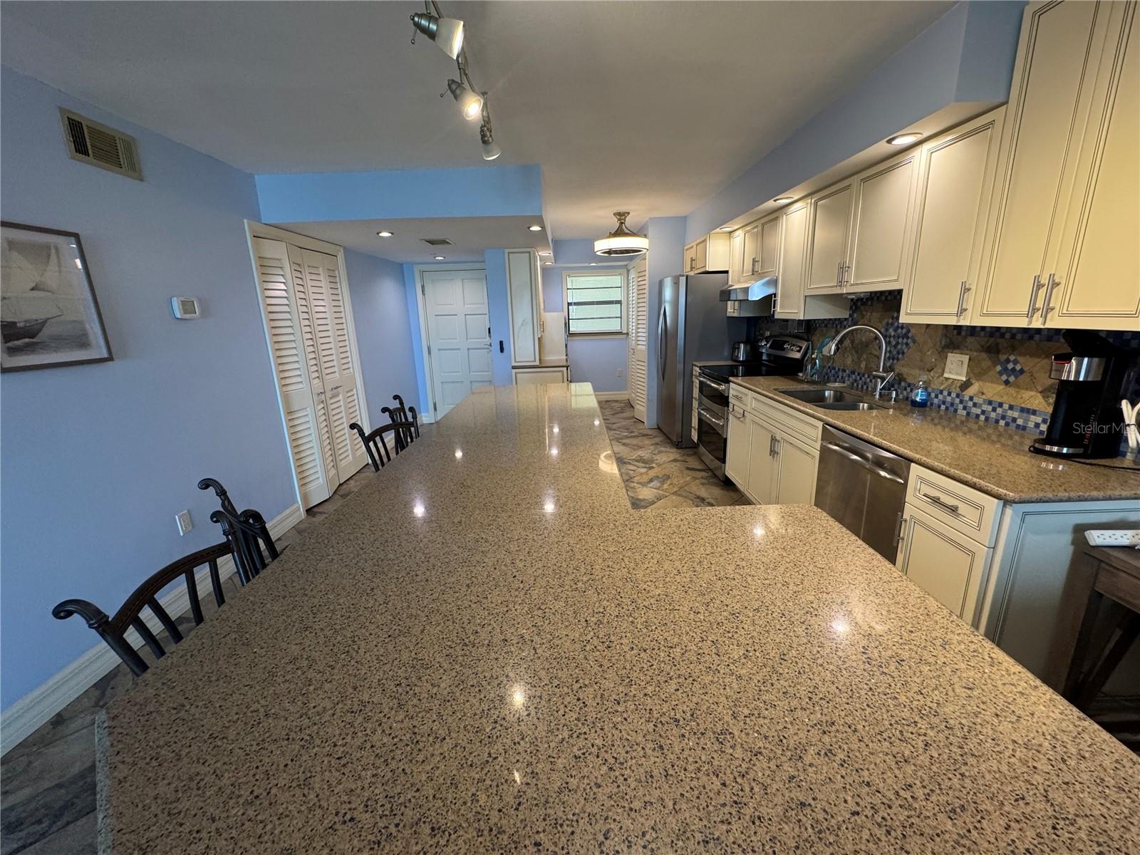19531 GULF BLVD #612, INDIAN SHORES, FL, 33785