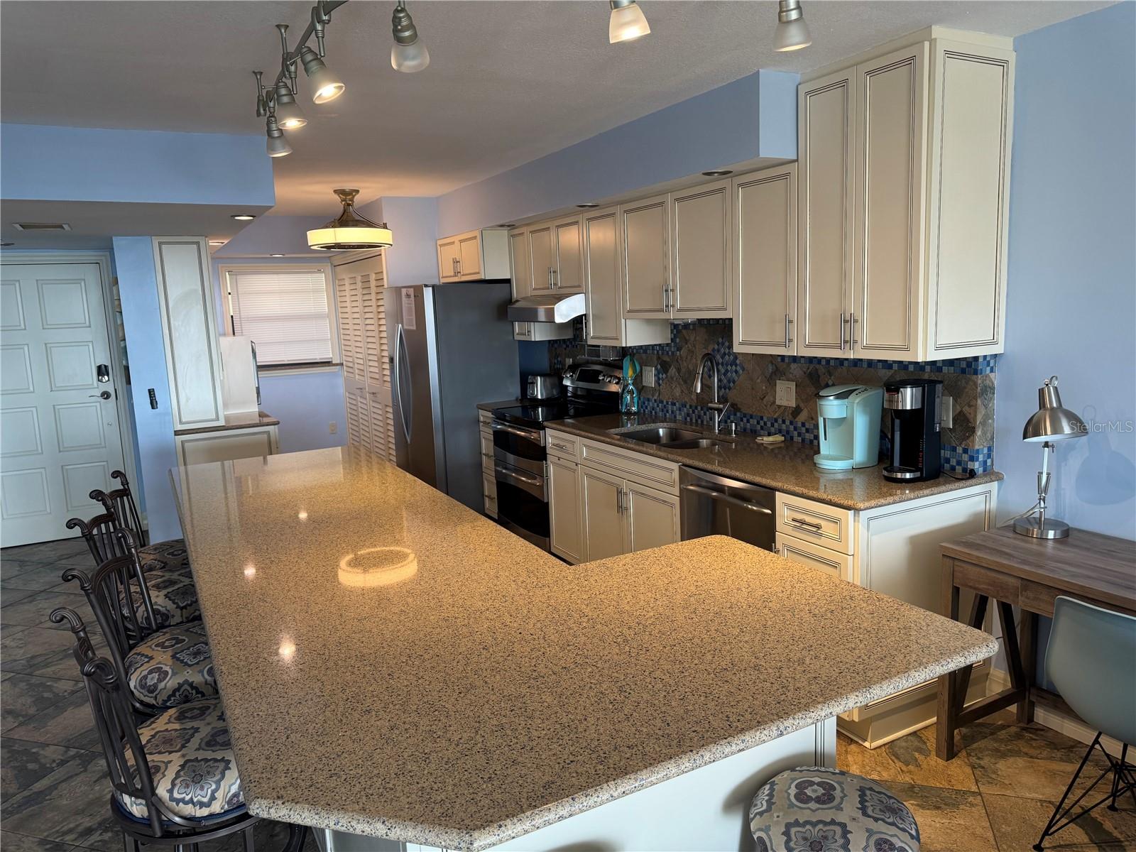 19531 GULF BLVD #612, INDIAN SHORES, FL, 33785