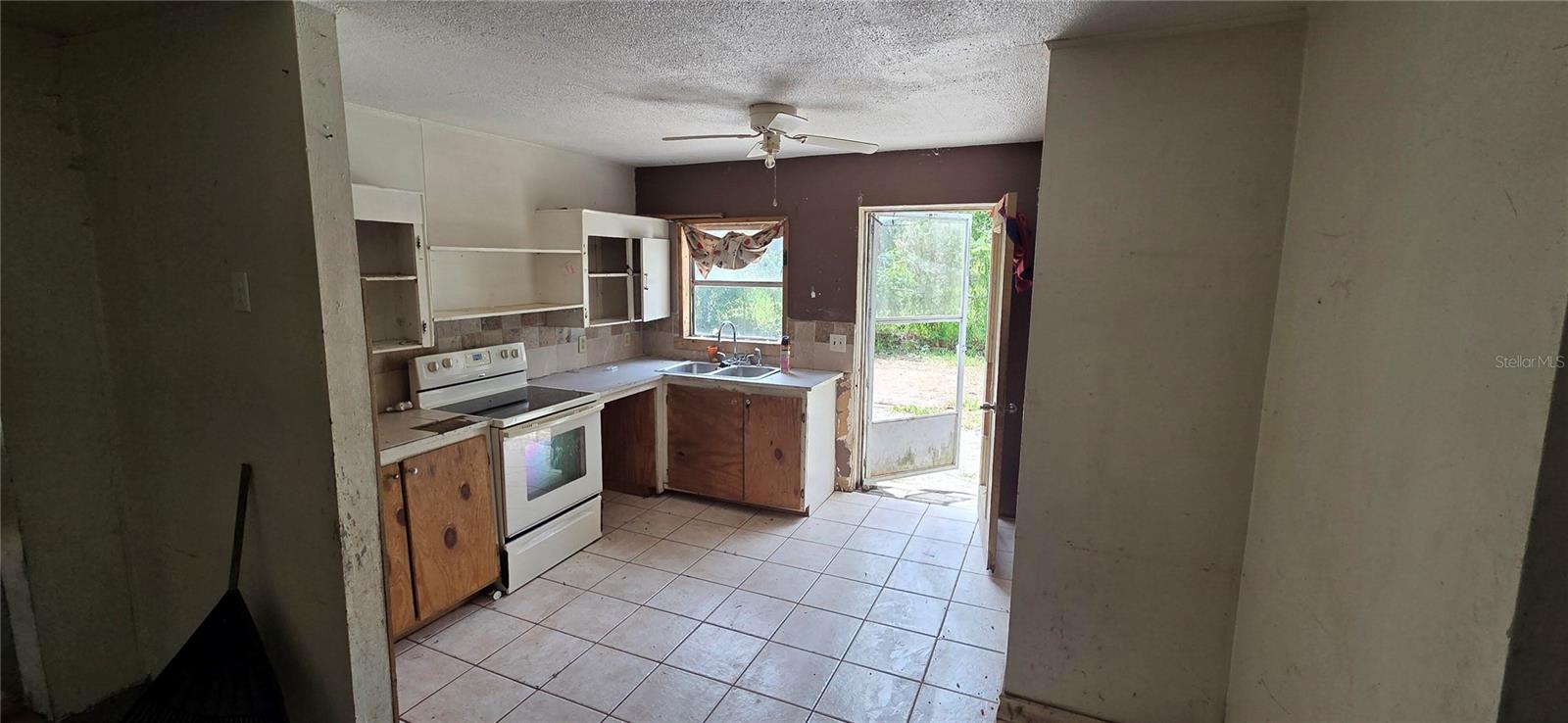 20055 RUTH ST, BROOKSVILLE, FL, 34601