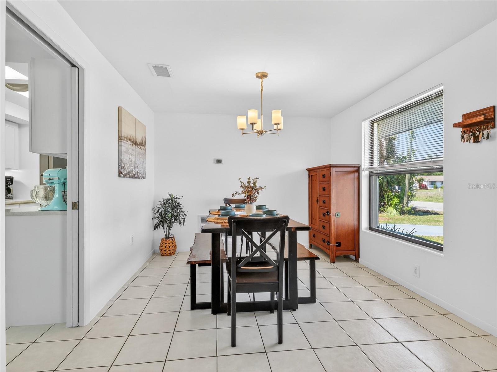 258 READING ST NW, PORT CHARLOTTE, FL, 33952