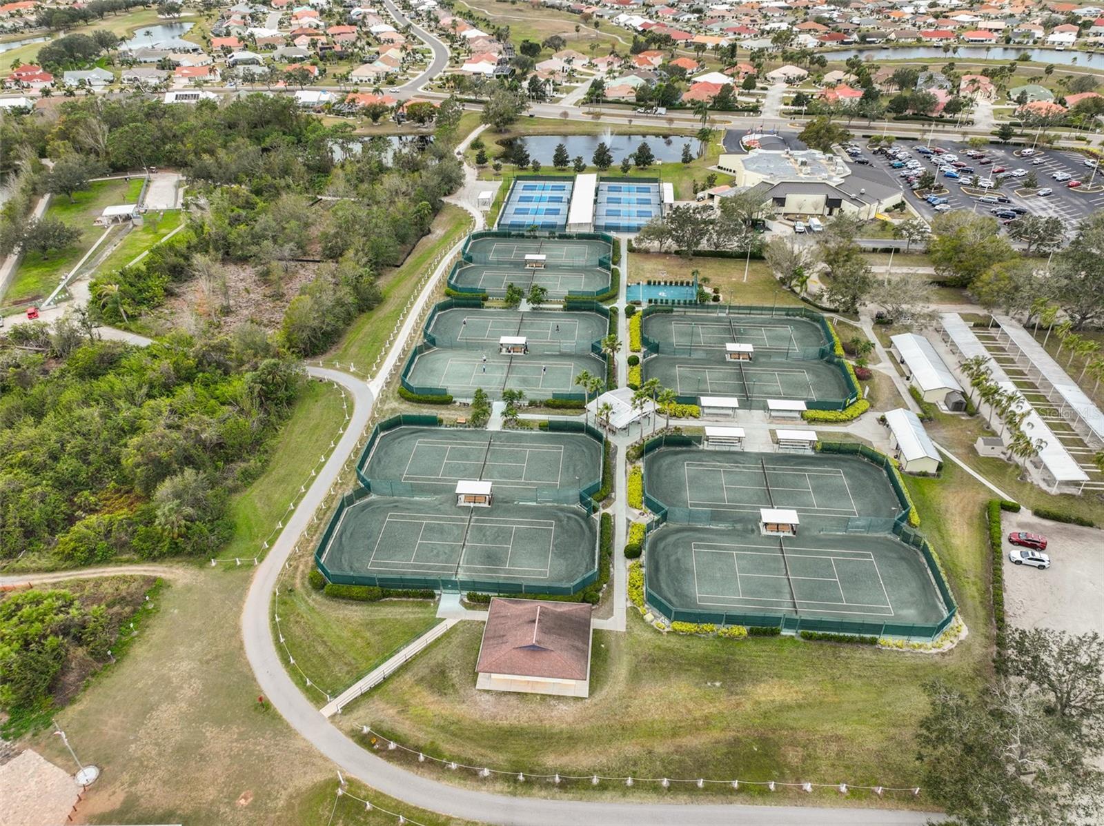 1222 W DEL WEBB BLVD, SUN CITY CENTER, FL, 33573
