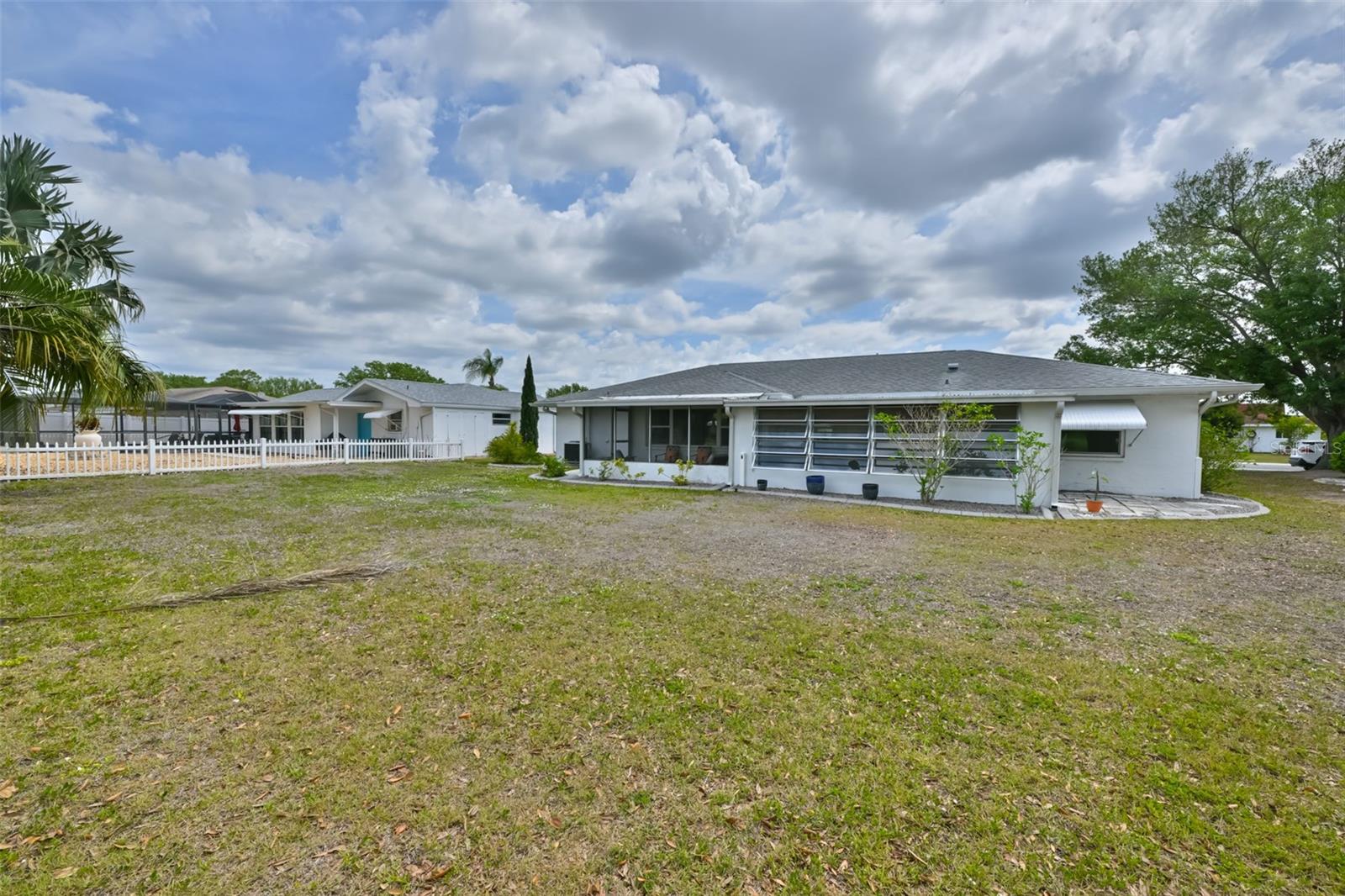 1222 W DEL WEBB BLVD, SUN CITY CENTER, FL, 33573