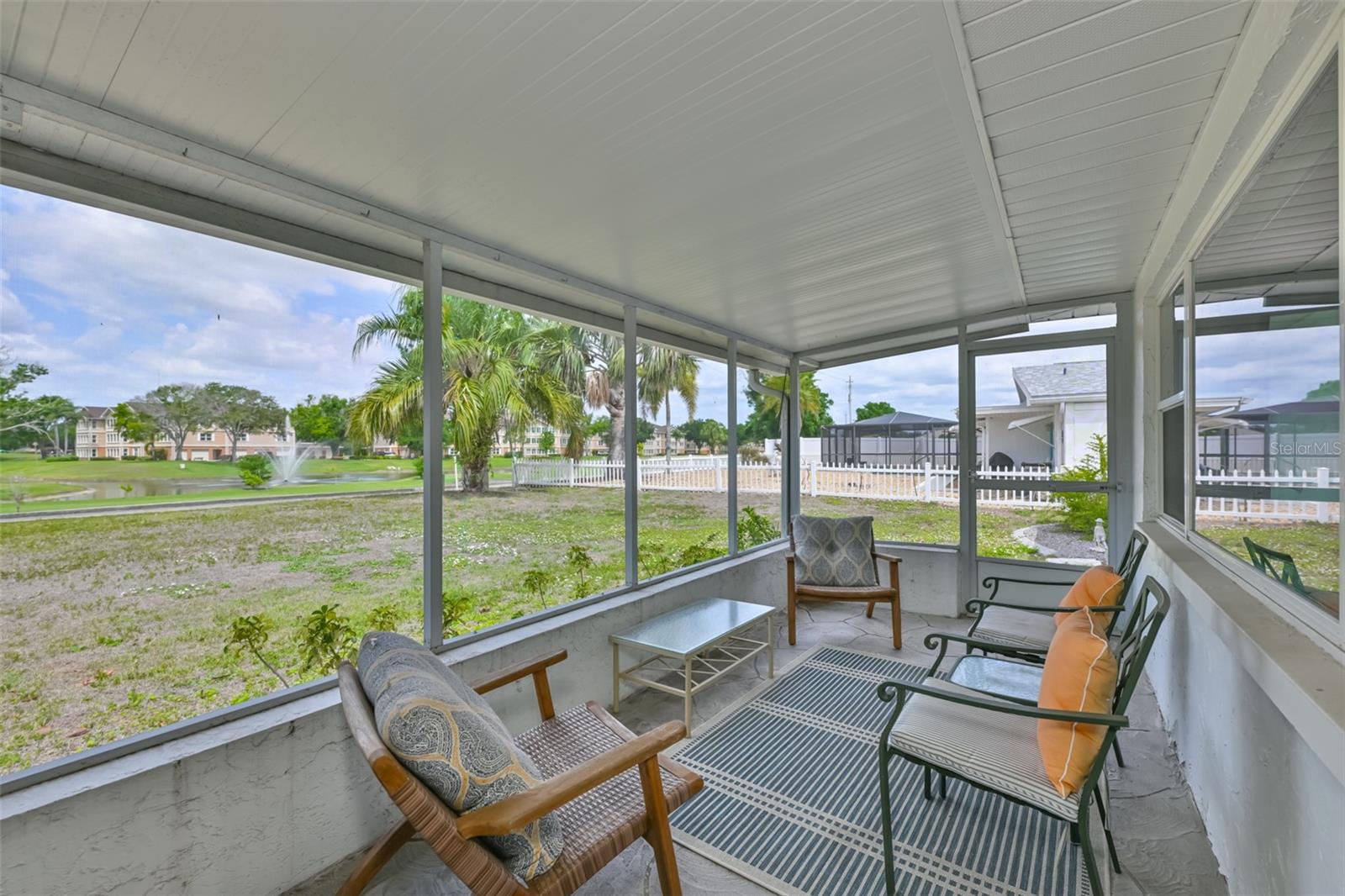 1222 W DEL WEBB BLVD, SUN CITY CENTER, FL, 33573