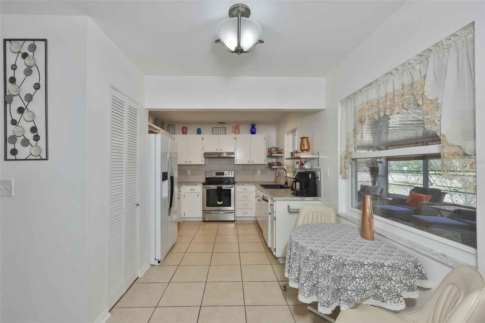1222 W DEL WEBB BLVD, SUN CITY CENTER, FL, 33573