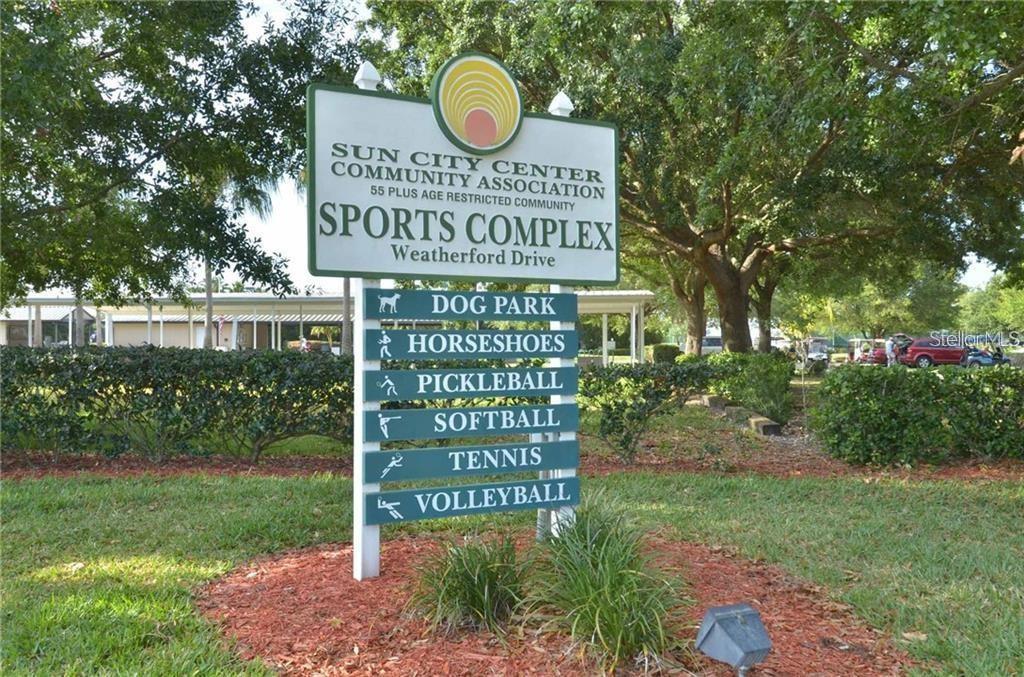 1222 W DEL WEBB BLVD, SUN CITY CENTER, FL, 33573