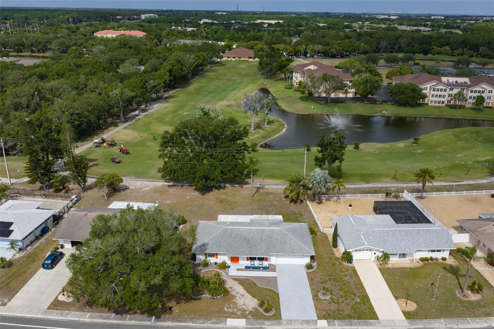 1222 W DEL WEBB BLVD, SUN CITY CENTER, FL, 33573