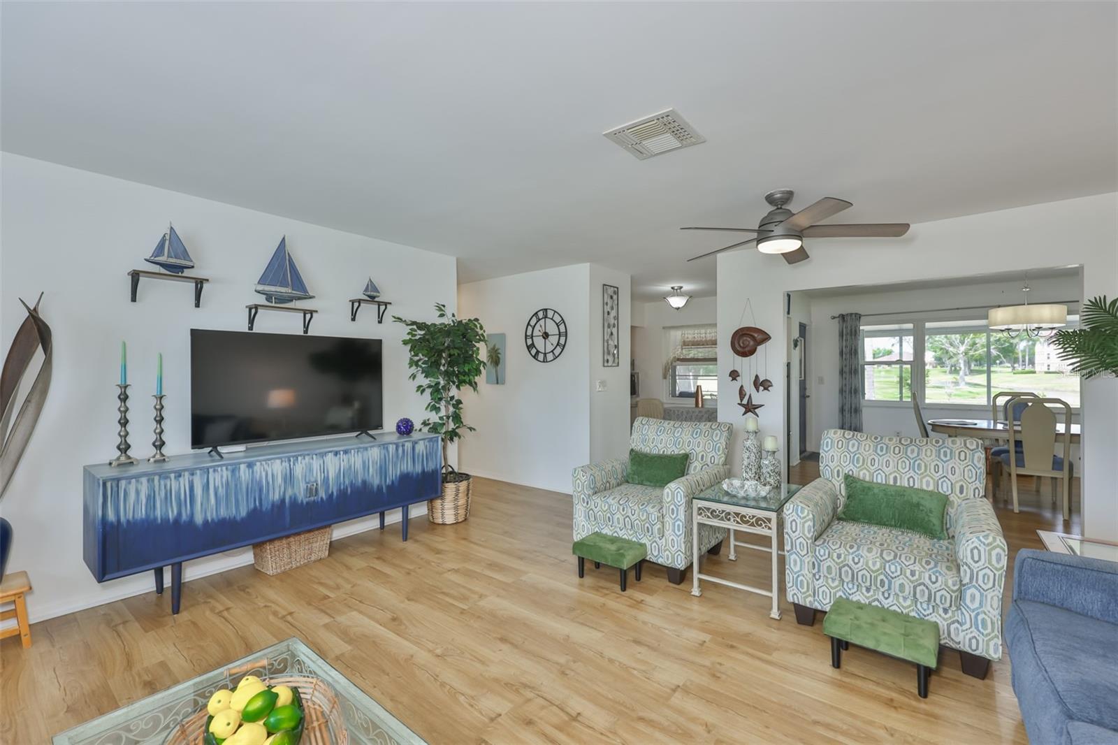 1222 W DEL WEBB BLVD, SUN CITY CENTER, FL, 33573