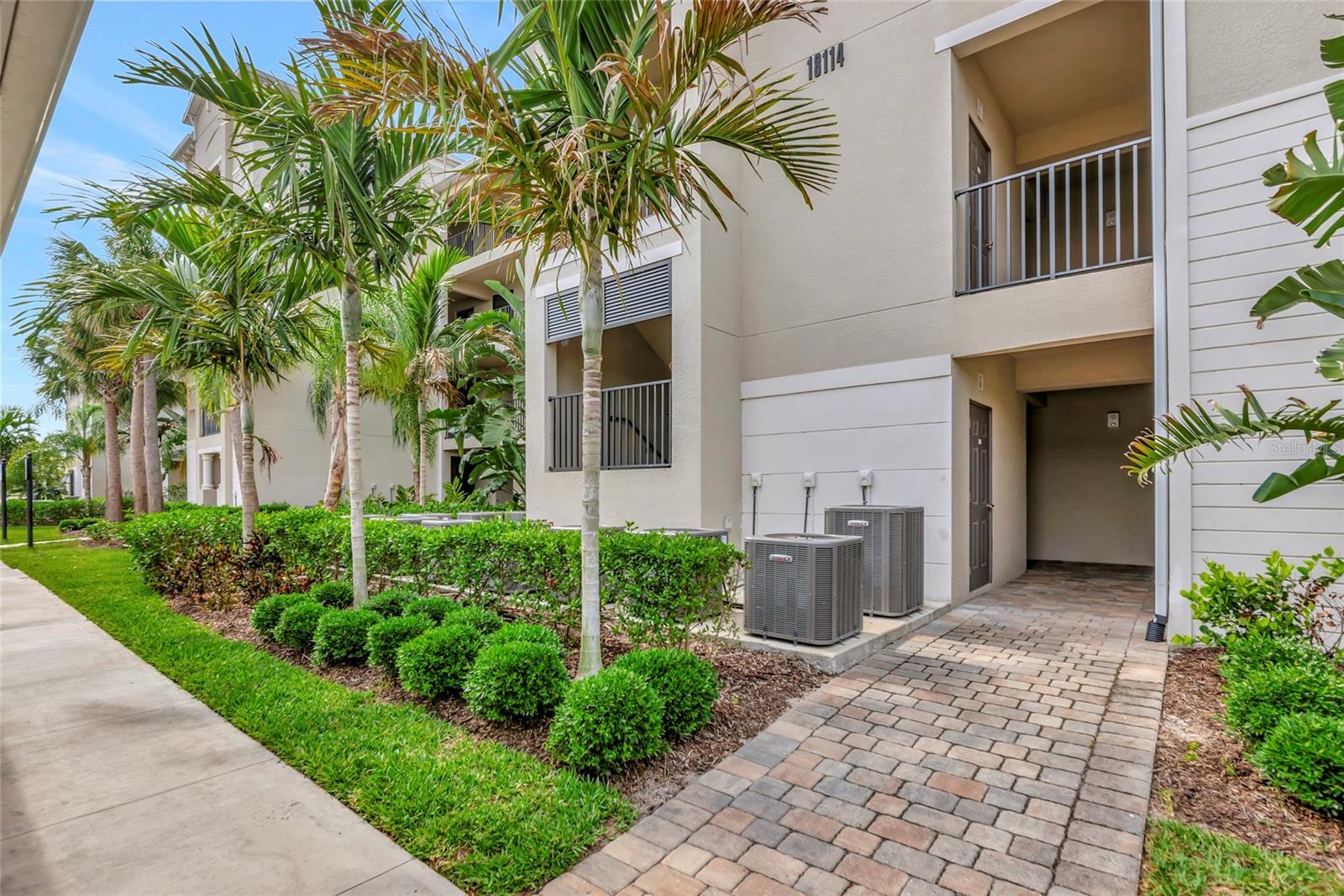 18114 GAWTHROP DR #107, LAKEWOOD RANCH, FL, 34211