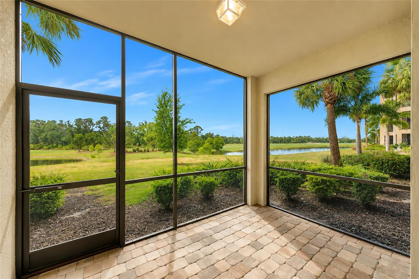 18114 GAWTHROP DR #107, LAKEWOOD RANCH, FL, 34211