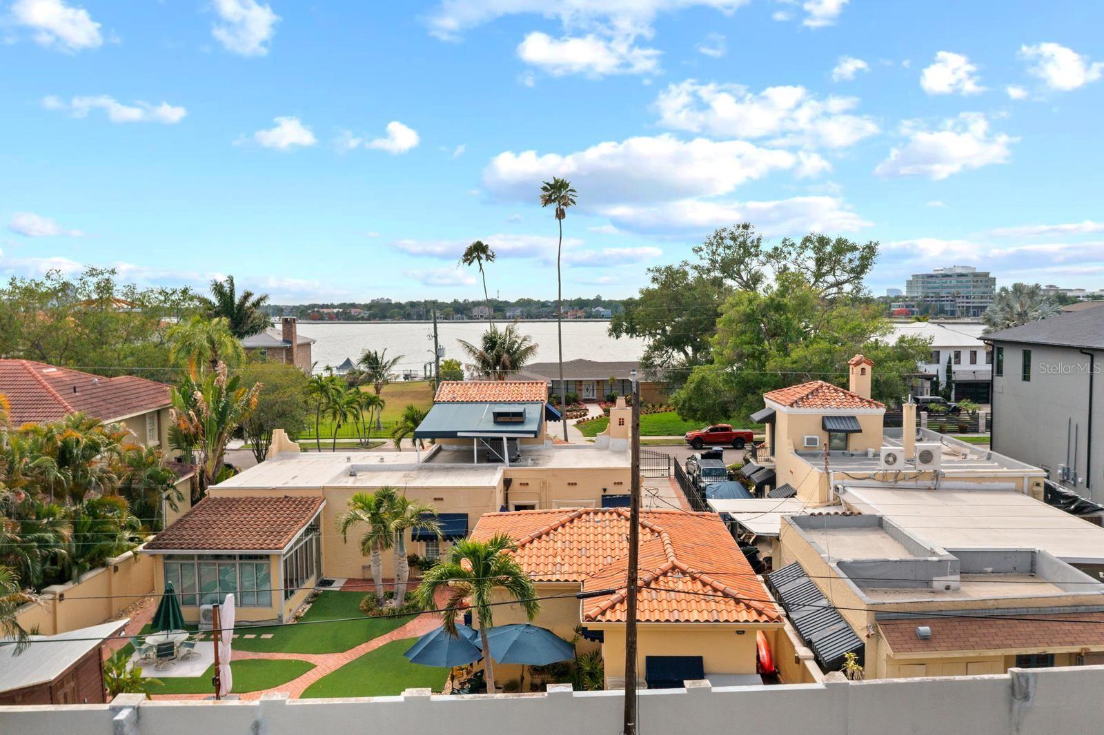 32 AEGEAN AVE, TAMPA, FL, 33606
