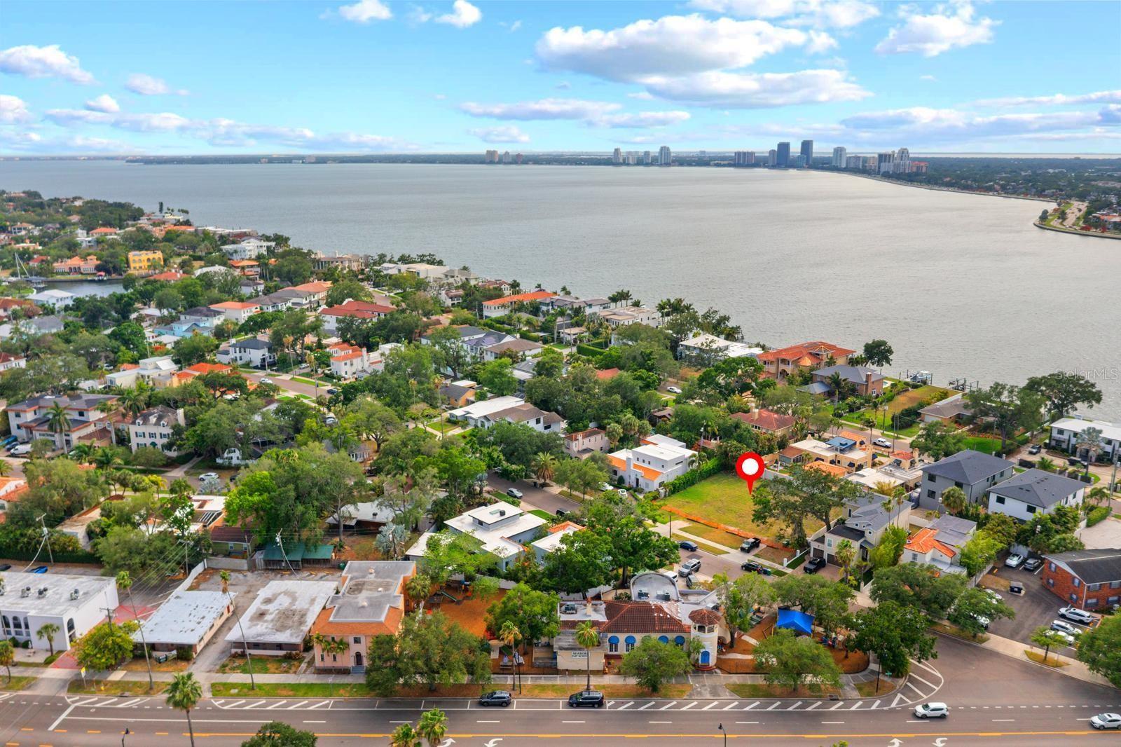 32 AEGEAN AVE, TAMPA, FL, 33606