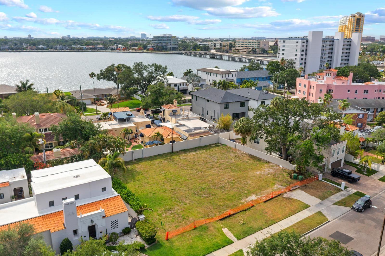 32 AEGEAN AVE, TAMPA, FL, 33606