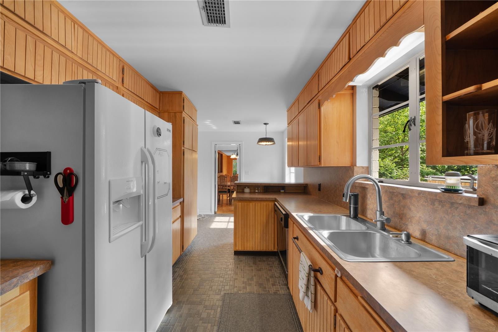 2002 NW 11TH RD, GAINESVILLE, FL, 32605