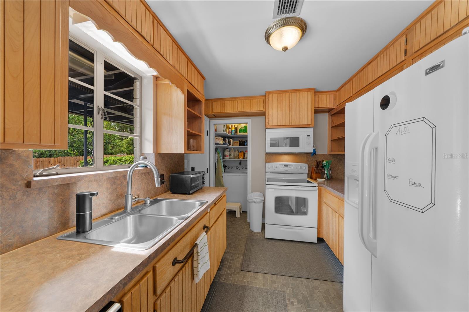 2002 NW 11TH RD, GAINESVILLE, FL, 32605