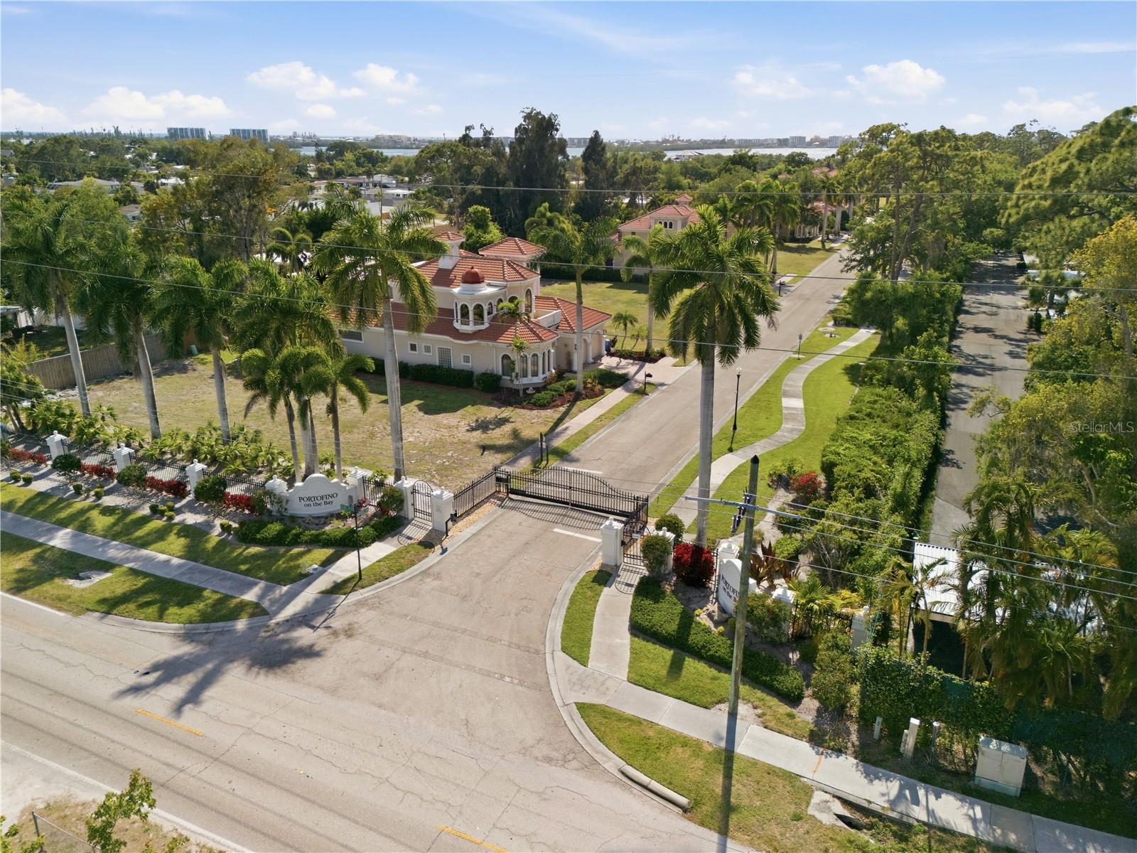 1740 ASSISI DR, SARASOTA, FL, 34231