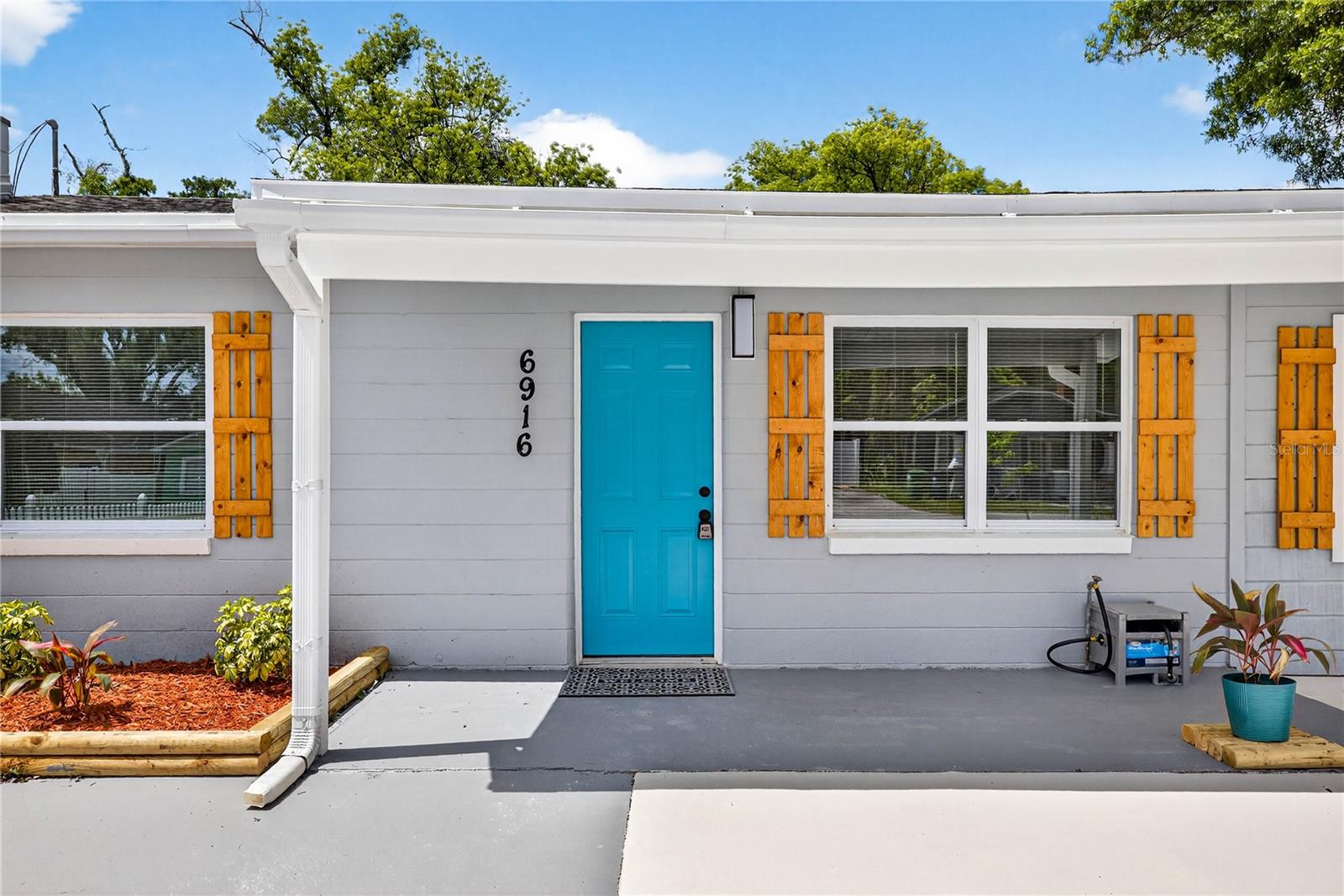 6916 N ORLEANS AVE, TAMPA, FL, 33604