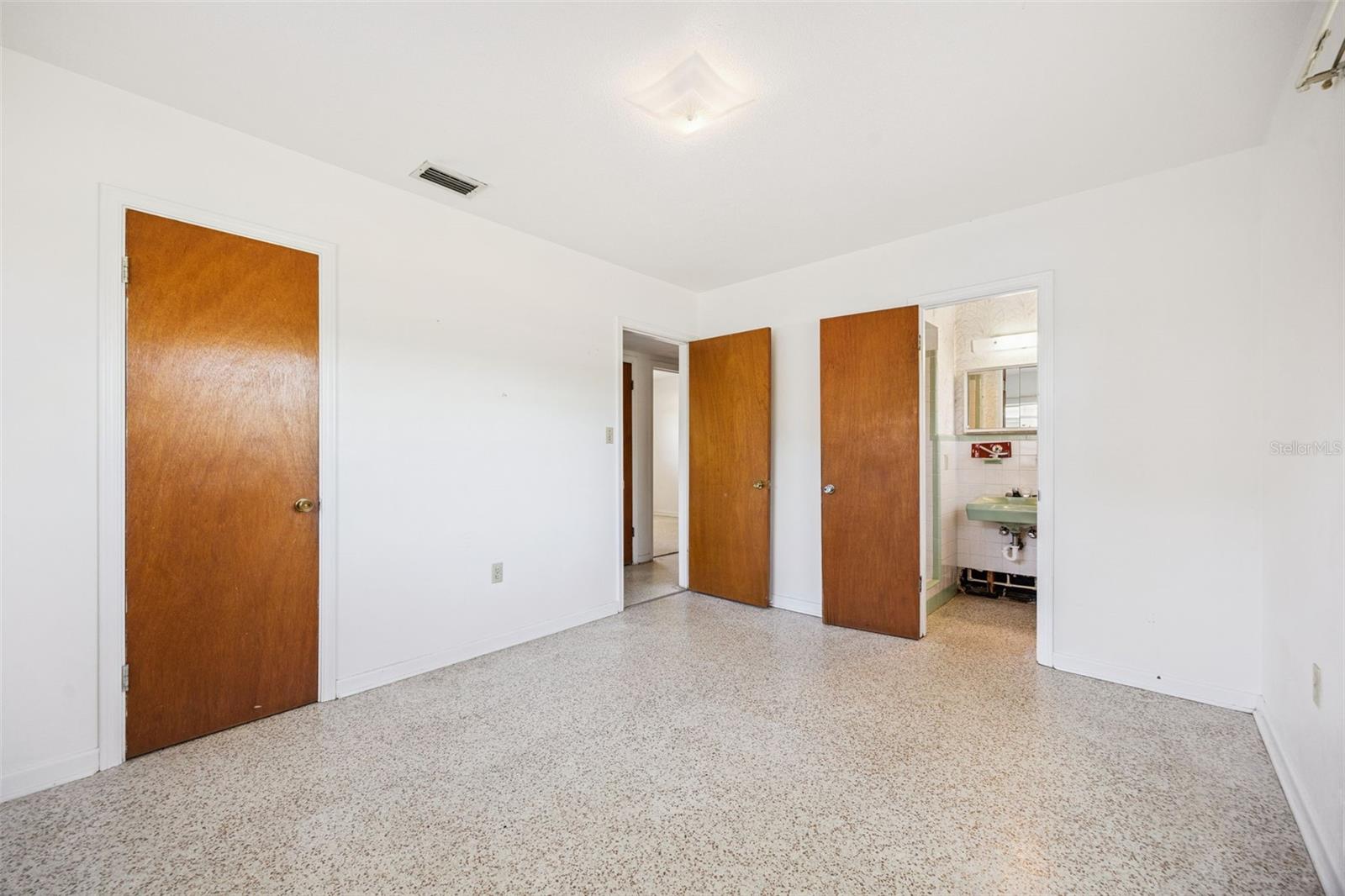 3733 SURREY DR, ORLANDO, FL, 32812