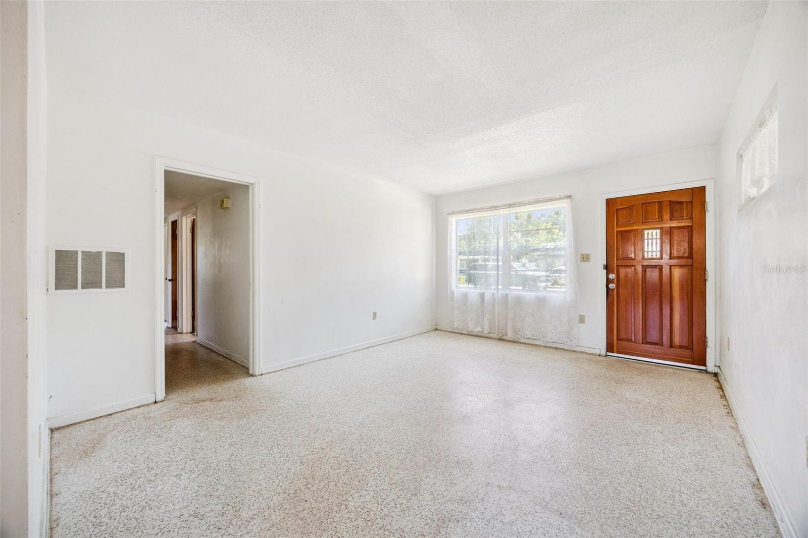 3733 SURREY DR, ORLANDO, FL, 32812