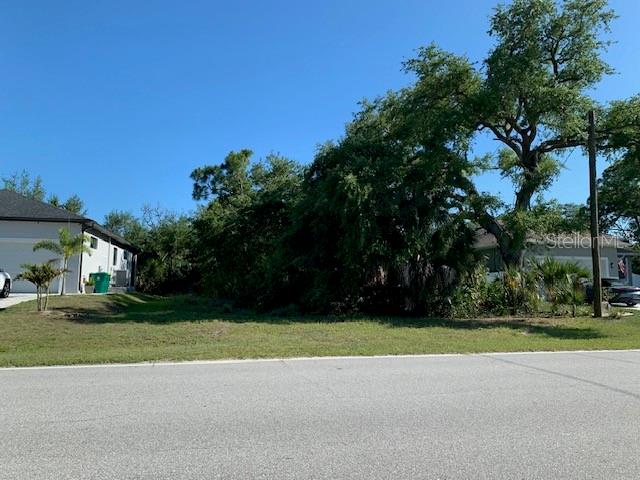 137 SUNSET RD, ROTONDA WEST, FL, 33947