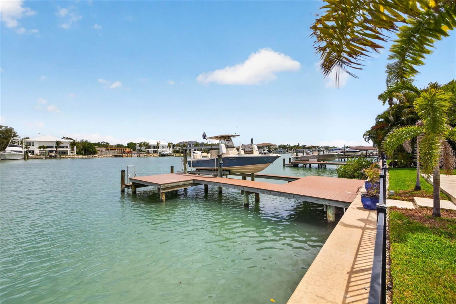 413 BUTTONWOOD LN, LARGO, FL, 33770