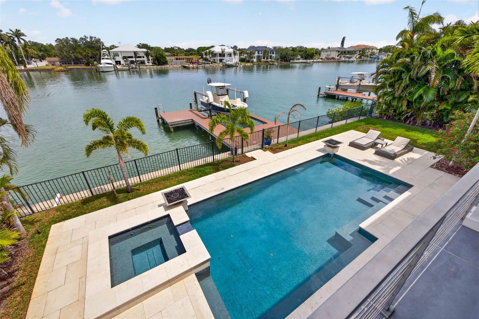 413 BUTTONWOOD LN, LARGO, FL, 33770