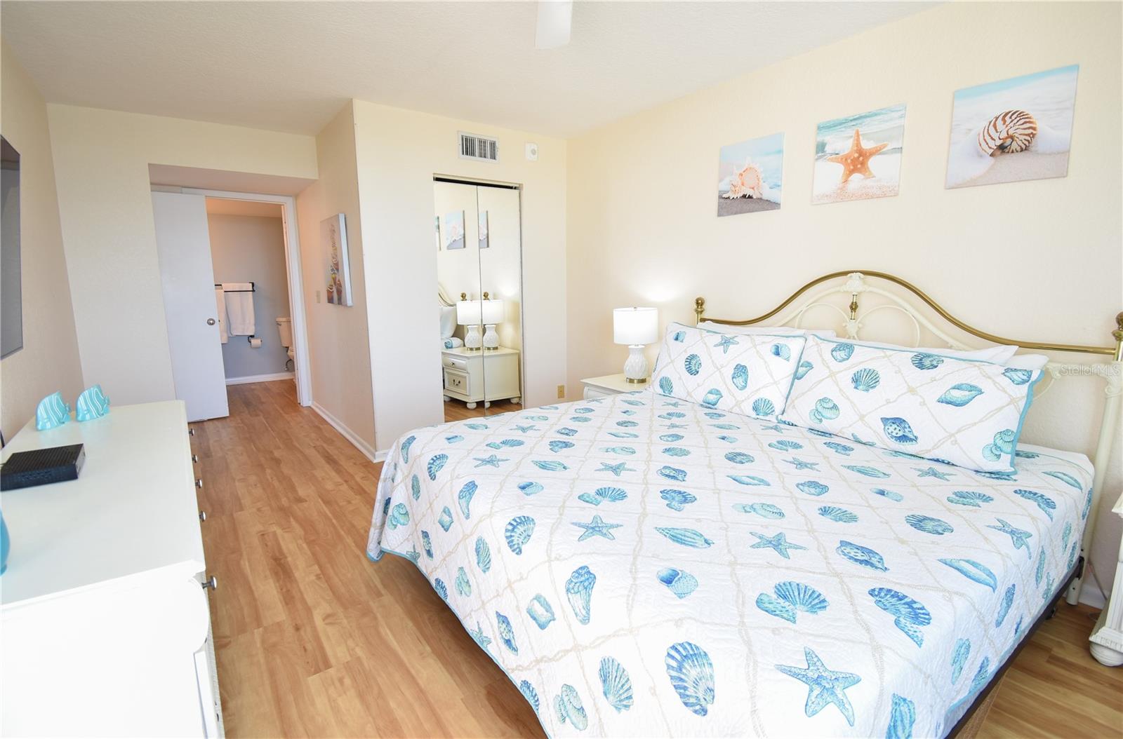 6021 BAHIA DEL MAR CIR #540, ST PETERSBURG, FL, 33715