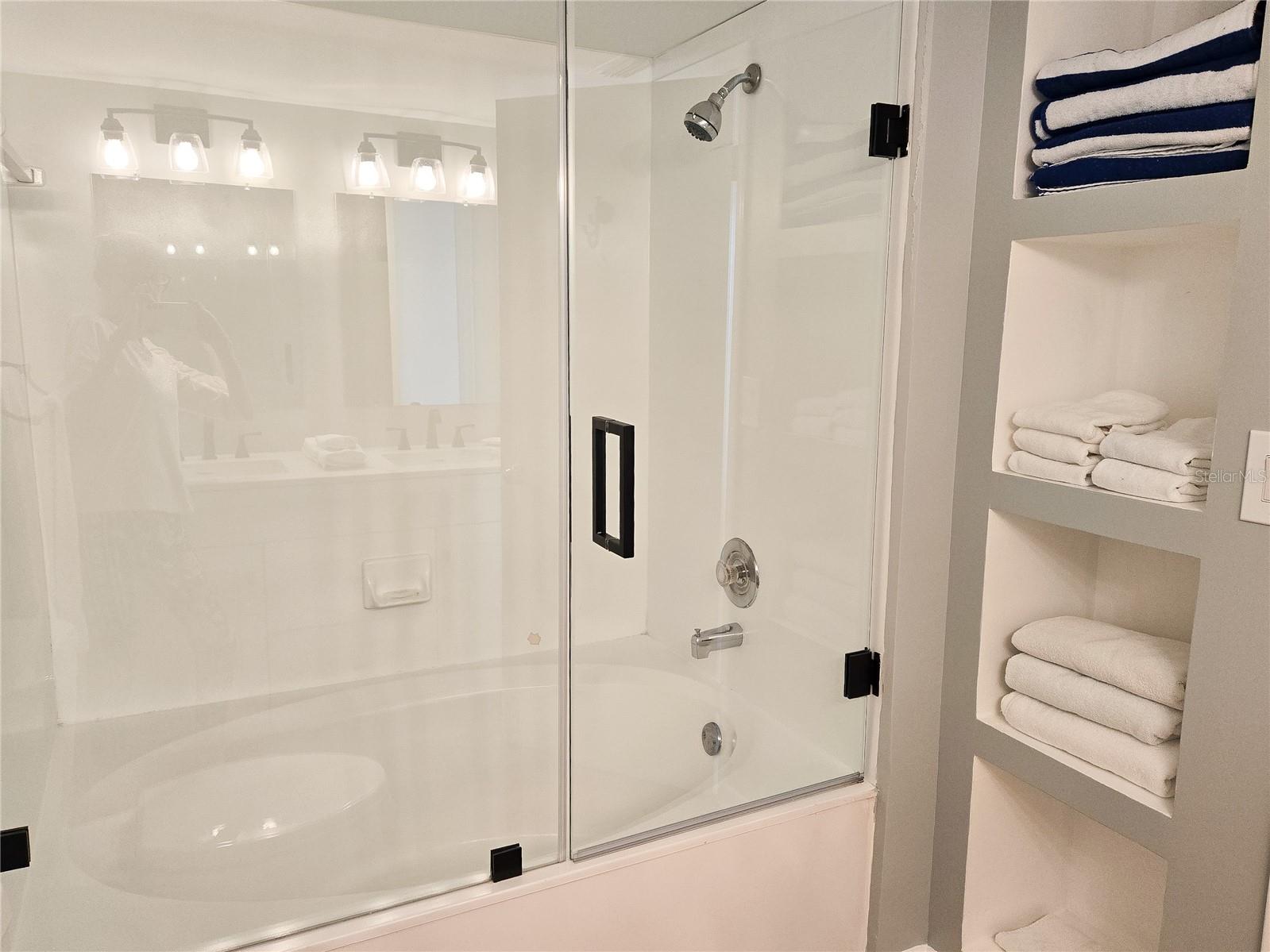 6021 BAHIA DEL MAR CIR #540, ST PETERSBURG, FL, 33715