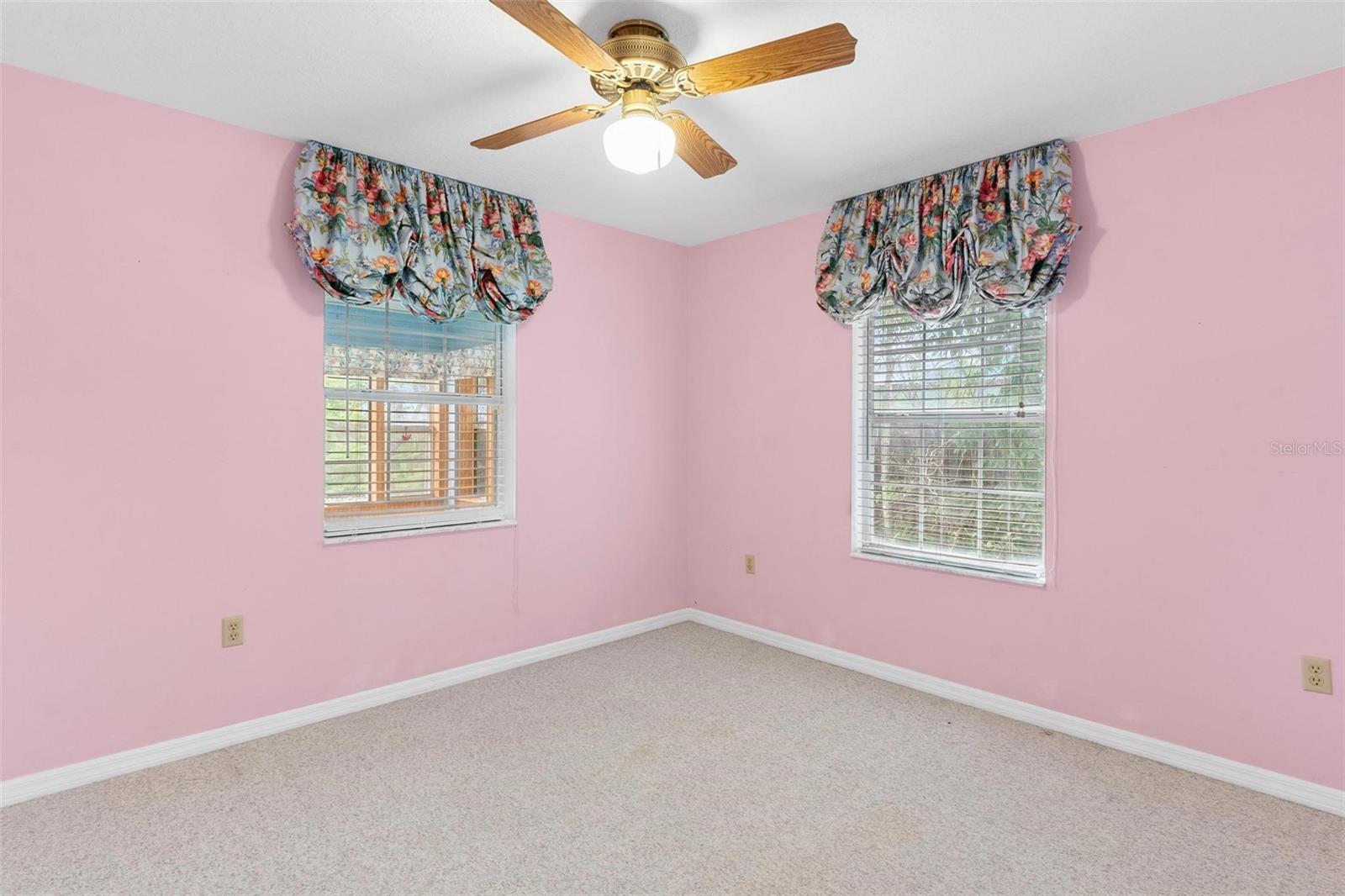 1 BONAIRE PL, UMATILLA, FL, 32784