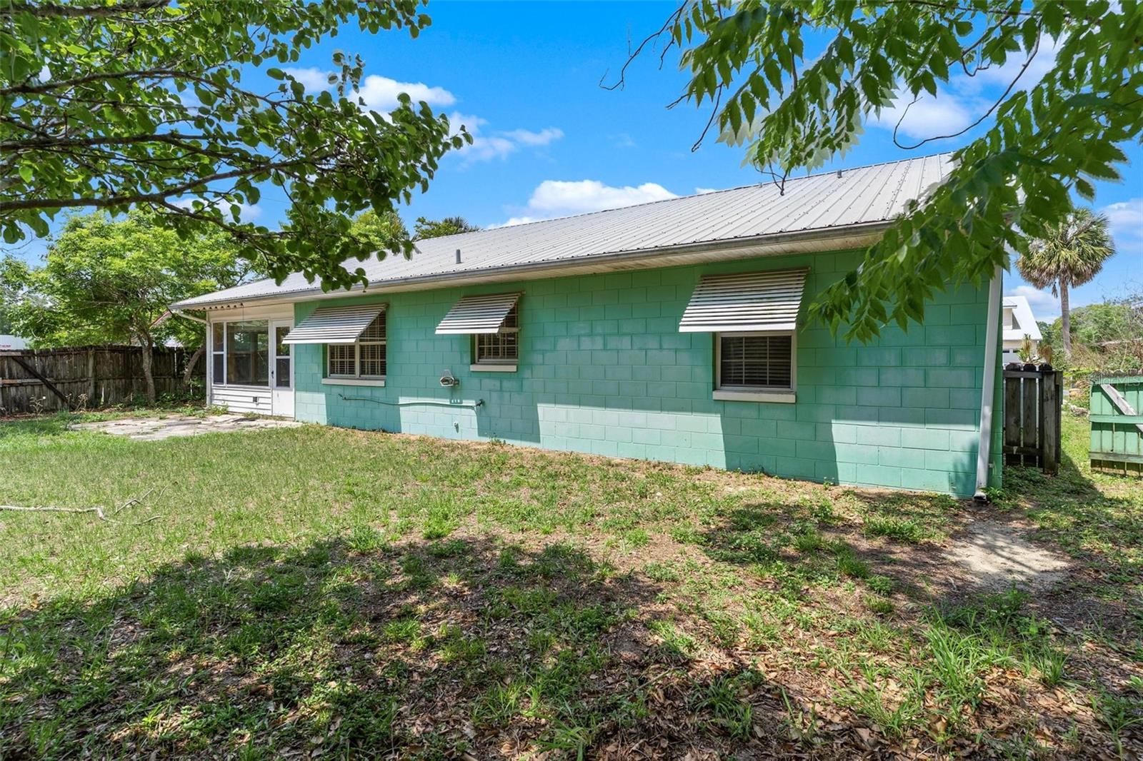1 BONAIRE PL, UMATILLA, FL, 32784