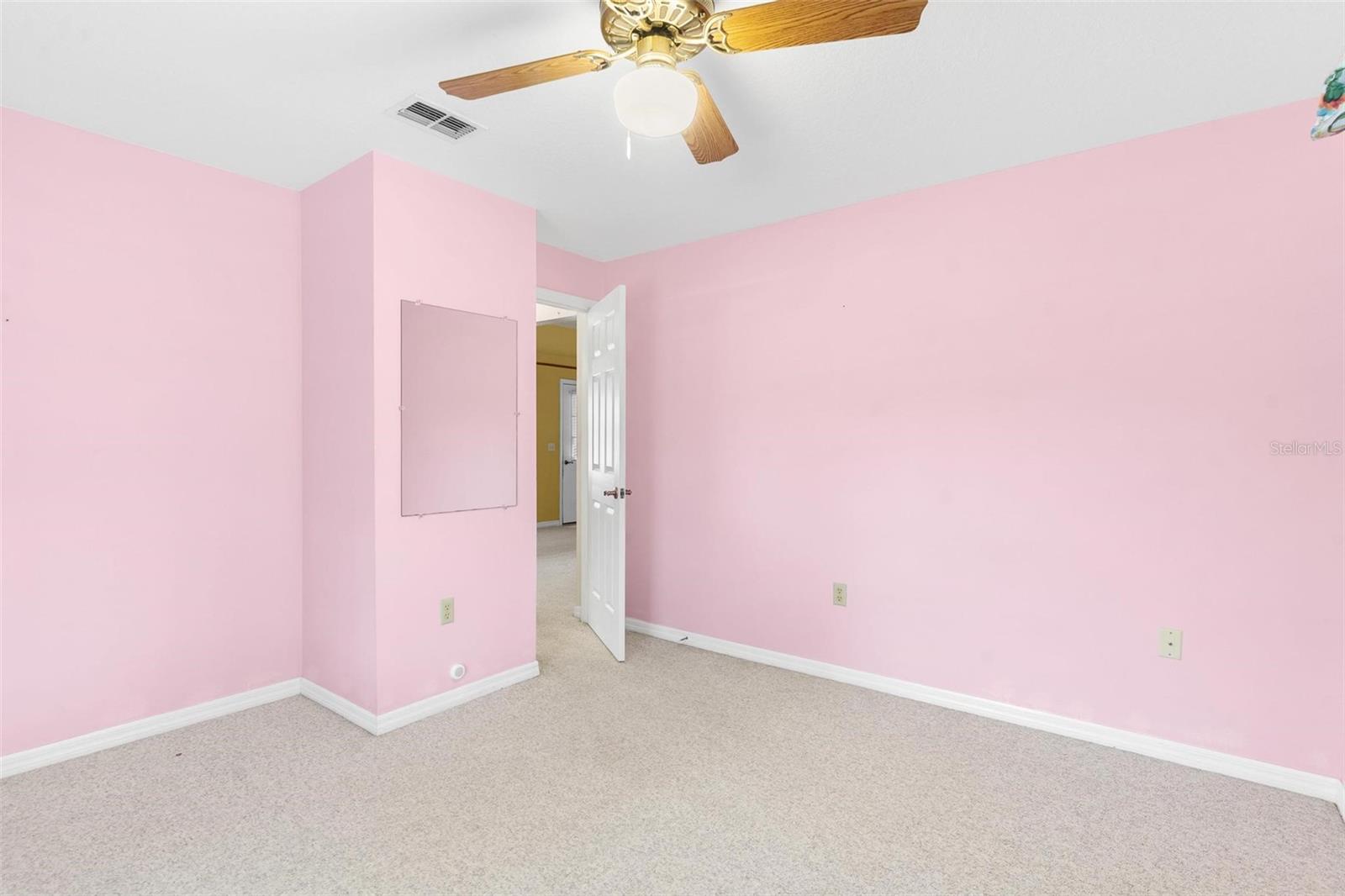 1 BONAIRE PL, UMATILLA, FL, 32784