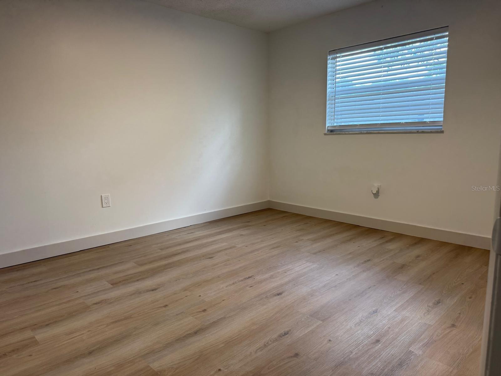 1639 SPRING LAKE RD, FRUITLAND PARK, FL, 34731