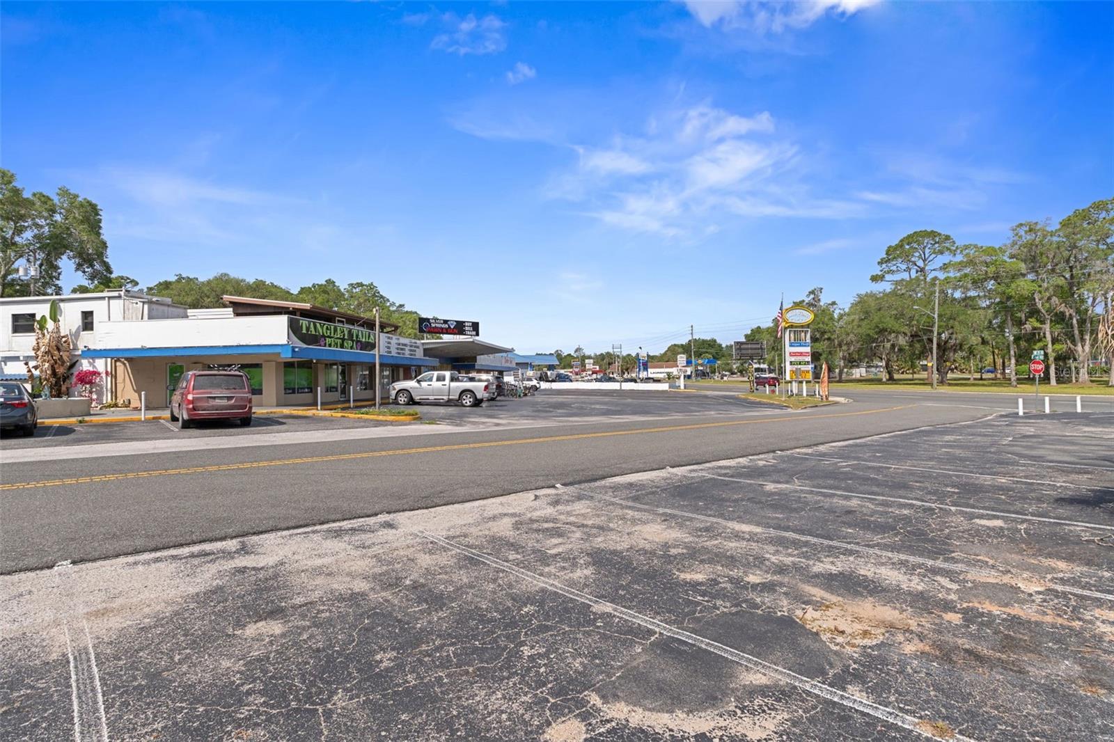 5300 E SILVER SPRINGS BLVD #B, SILVER SPRINGS, FL, 34488