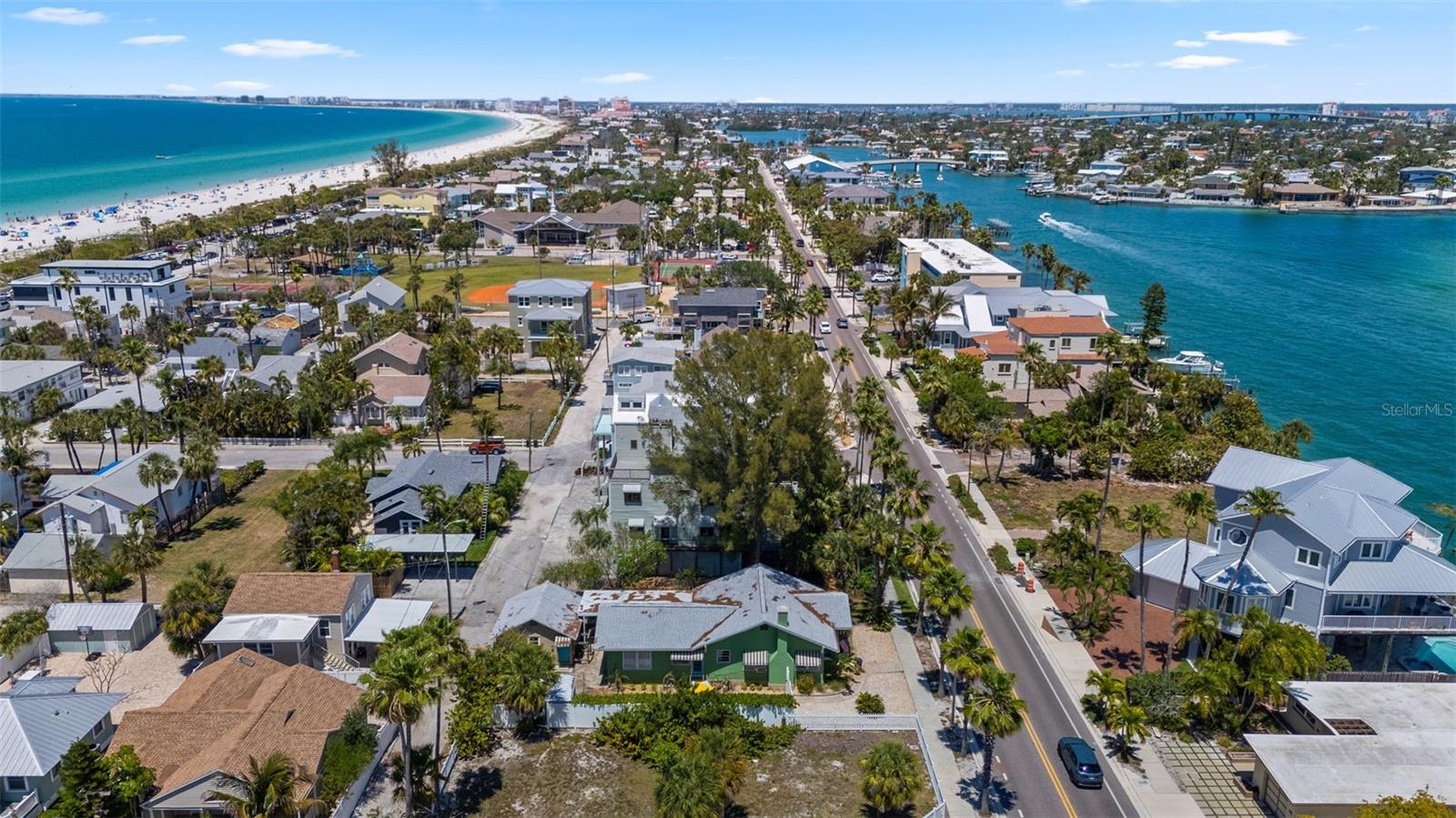 1304 PASS A GRILLE WAY, ST PETE BEACH, FL, 33706
